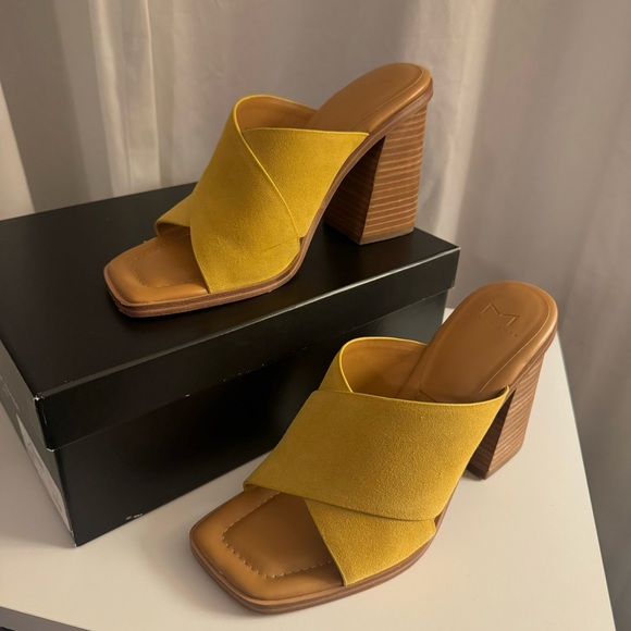 Marc Fisher Barli Heeled Sandal - 8.5 - Picture 4 of 9